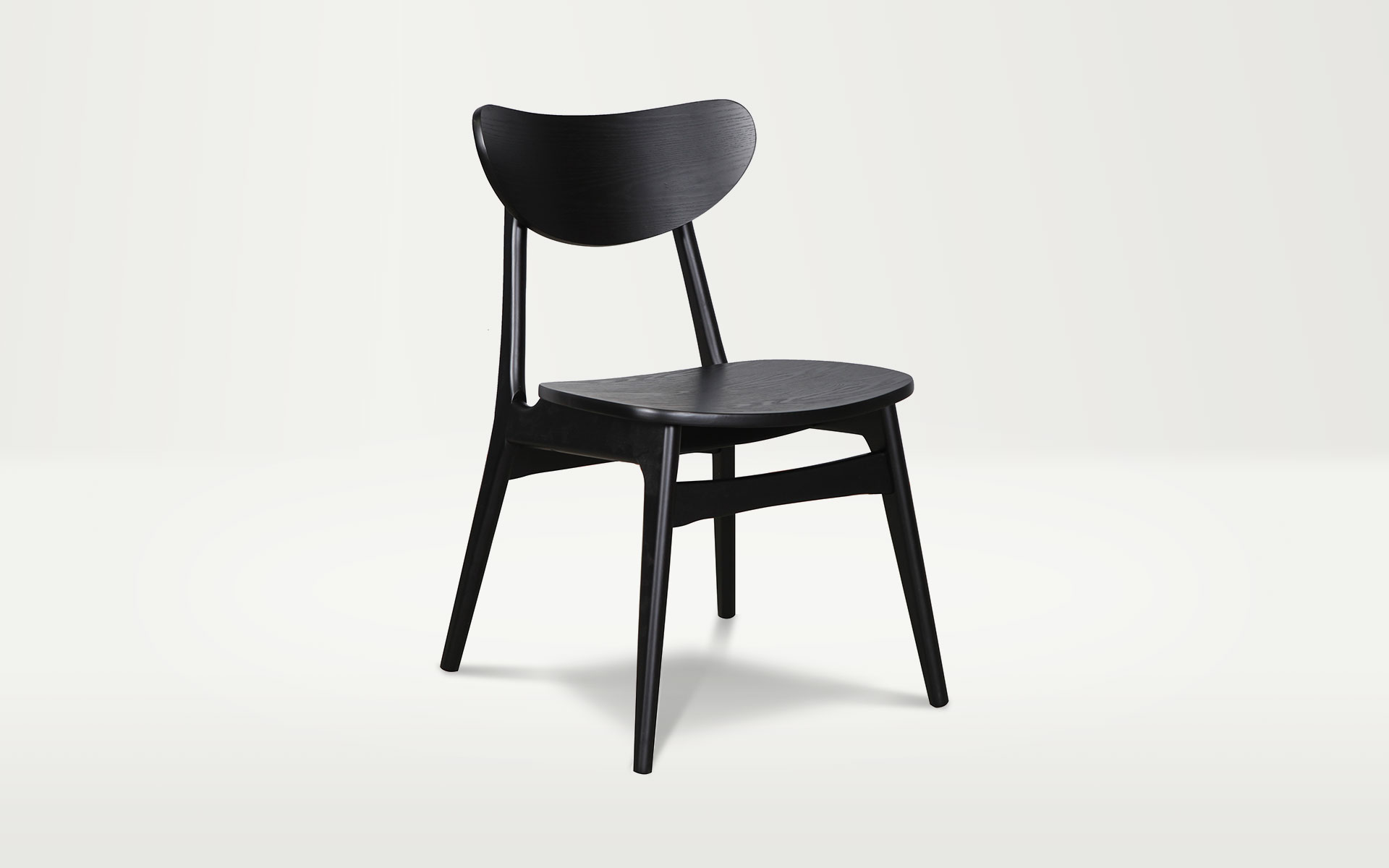 02 Finland Chair Black - Finland Dining Chair - Natural/White